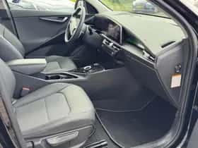 Kia Niro EV (2023) thumbnail 8