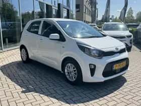 Kia Picanto (2022) thumbnail 3