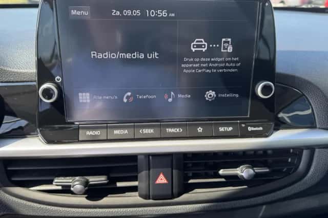 Kia Picanto (2022) thumbnail 21
