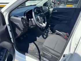 Kia Picanto (2021) thumbnail 15