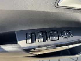 Kia Picanto (2021) thumbnail 17