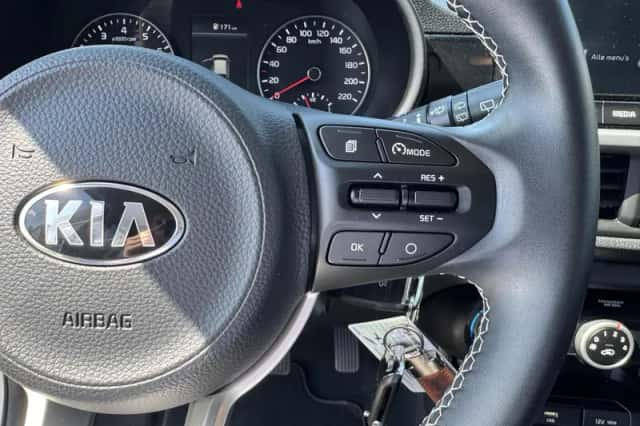 Kia Picanto (2021) thumbnail 19