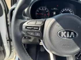 Kia Picanto (2021) thumbnail 20