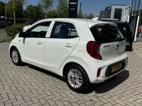 Kia Picanto (2021) thumbnail 7