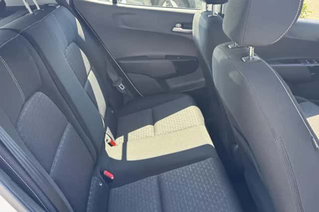 Kia Picanto (2021) thumbnail 10