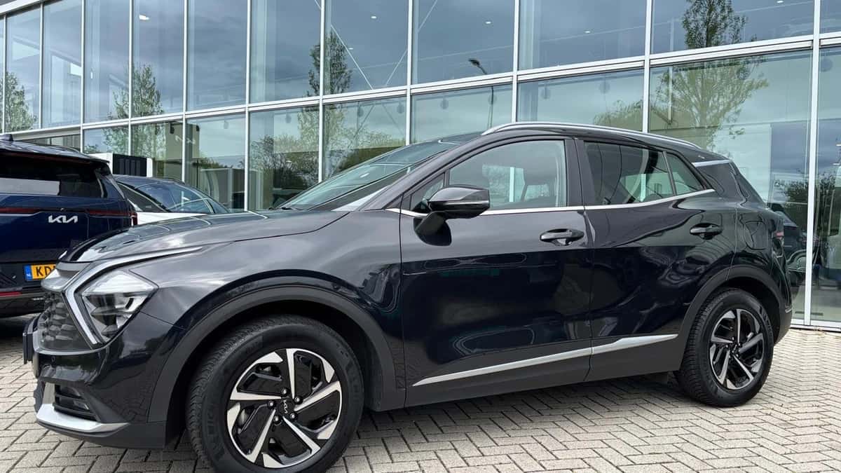 Kia Sportage (2022) — foto 1