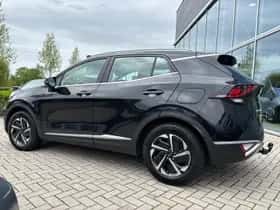 Kia Sportage (2022) thumbnail 2