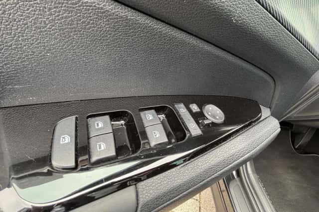 Kia Sportage (2022) thumbnail 9