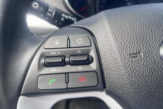 Kia Picanto (2015) thumbnail 17