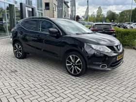 Nissan Qashqai (2017) thumbnail 3