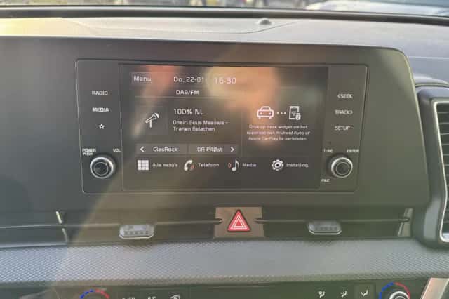 Kia Sportage (2023) thumbnail 16