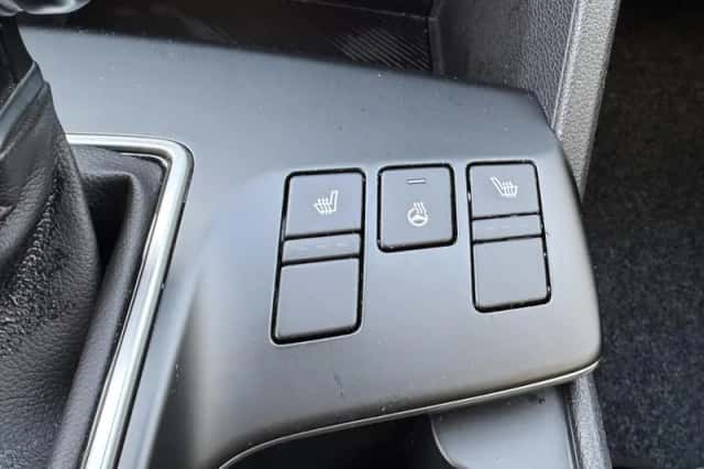 Kia Sportage (2023) thumbnail 24