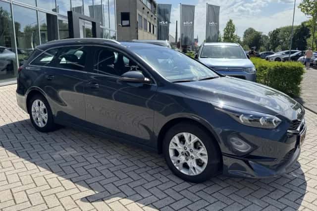 Kia Ceed Sportswagon (2024) thumbnail 5