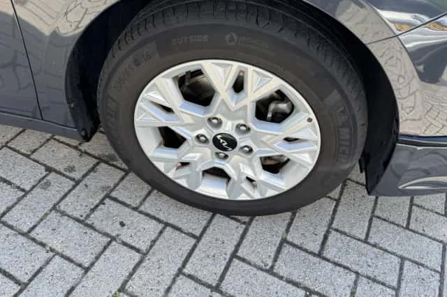 Kia Ceed Sportswagon (2024) thumbnail 7