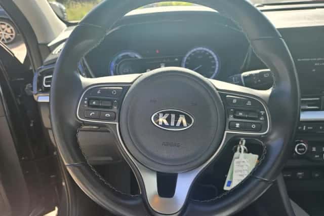 Kia Niro (2021) thumbnail 4