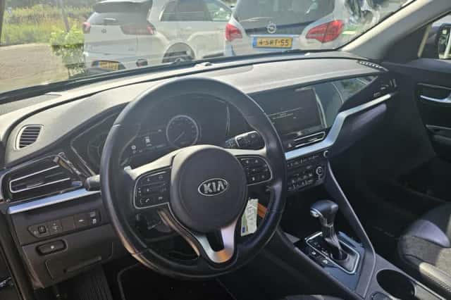Kia Niro (2021) thumbnail 6