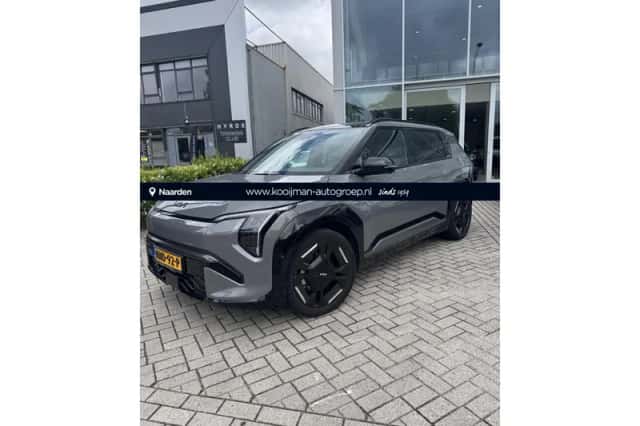 Kia EV3 (2025) thumbnail 1