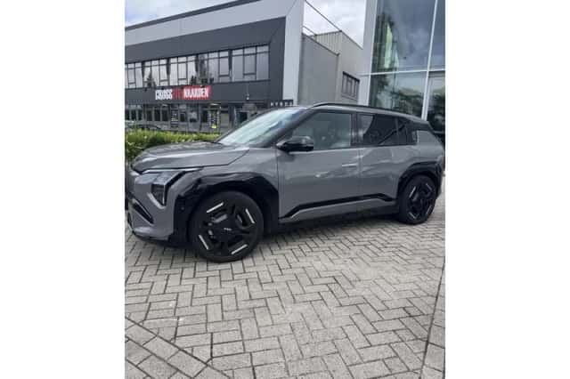 Kia EV3 (2025) thumbnail 2