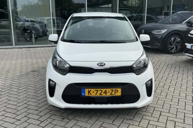 Kia Picanto (2021) thumbnail 2
