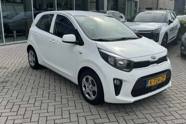 Kia Picanto (2021) thumbnail 3