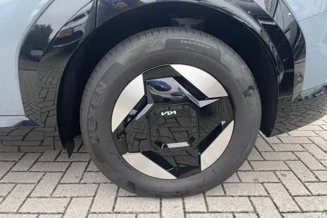Kia EV9 (2025) thumbnail 6