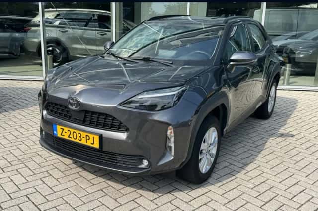 Toyota Yaris Cross (2024) thumbnail 1