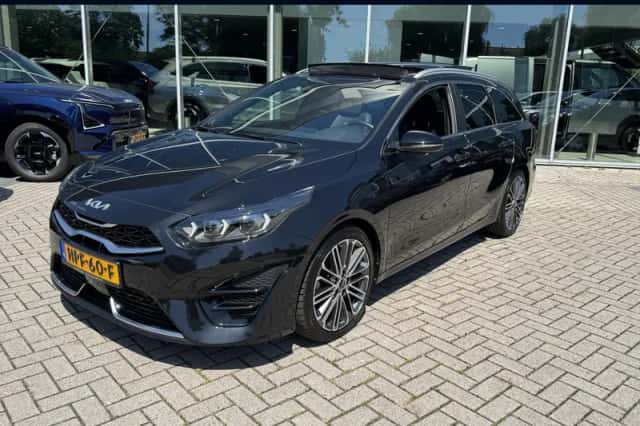 Kia Ceed Sportswagon (2025) thumbnail 1