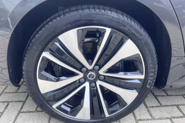 Volvo S60 (2023) thumbnail 5