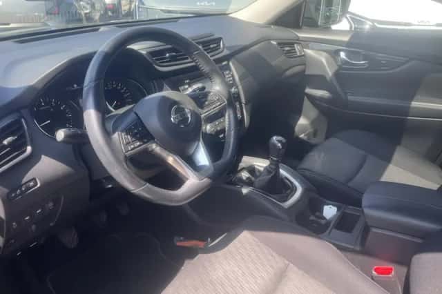 Nissan X-Trail (2018) thumbnail 6