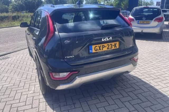 Kia Niro (2024) thumbnail 4