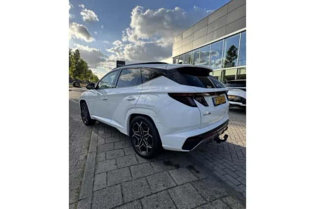 Hyundai Tucson (2022) thumbnail 4