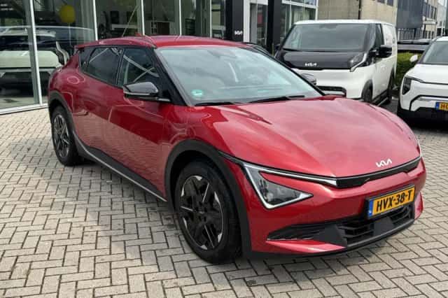 Kia EV6 (2025) thumbnail 3