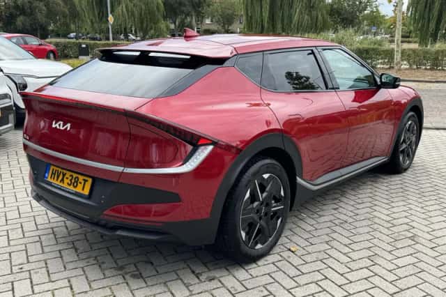 Kia EV6 (2025) thumbnail 5