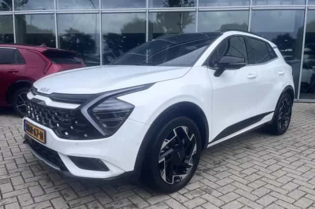 Kia Sportage (2022) thumbnail 3