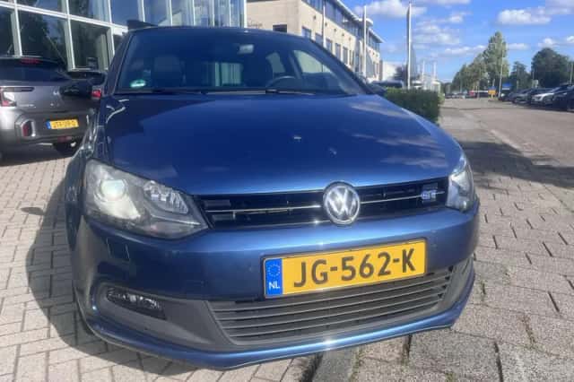 Volkswagen Polo (2016) thumbnail 4