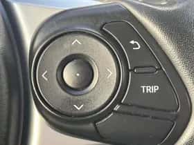 Toyota Yaris (2018) thumbnail 32