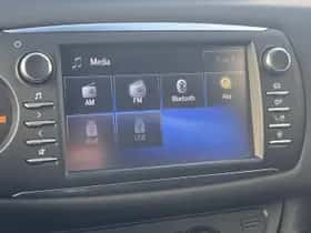 Toyota Yaris (2018) thumbnail 39