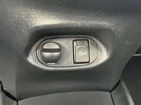 Toyota Yaris (2018) thumbnail 47