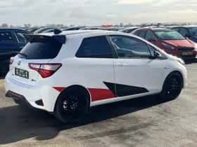 Toyota Yaris (2018) thumbnail 6