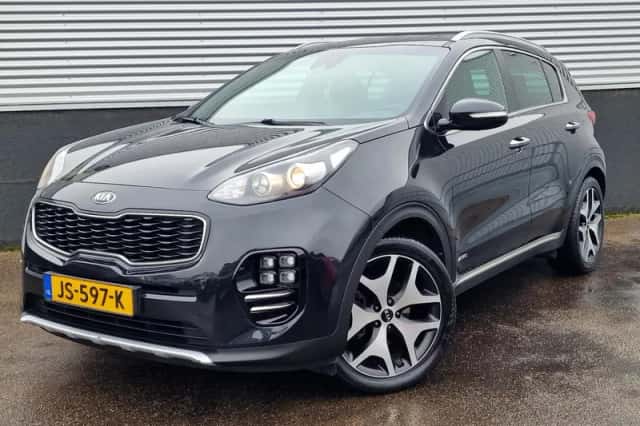 Kia Sportage (2016) thumbnail 2