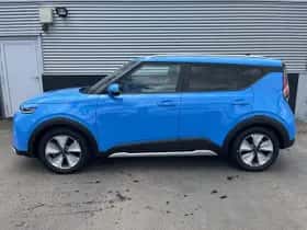 Kia Soul EV (2024) thumbnail 3