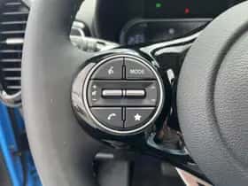 Kia Soul EV (2024) thumbnail 25