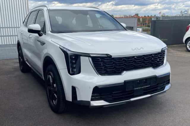 Kia Sorento (2025) thumbnail 6