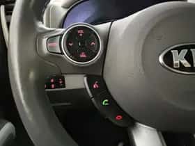 Kia Soul EV (2015) thumbnail 13