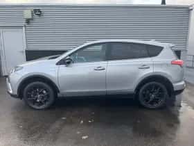 Toyota RAV4 (2018) thumbnail 3