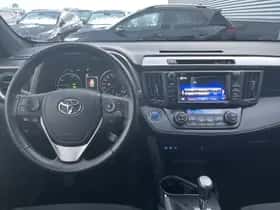 Toyota RAV4 (2018) thumbnail 24