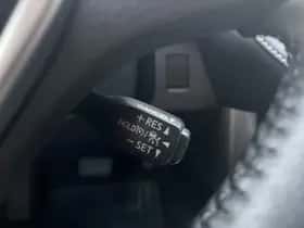Toyota RAV4 (2018) thumbnail 31