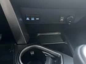Toyota RAV4 (2018) thumbnail 34