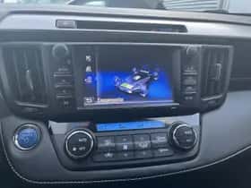Toyota RAV4 (2018) thumbnail 38