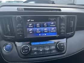 Toyota RAV4 (2018) thumbnail 39